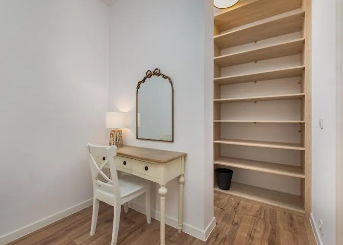 Apartment Bialej Koniczyny 5 By Homeprime